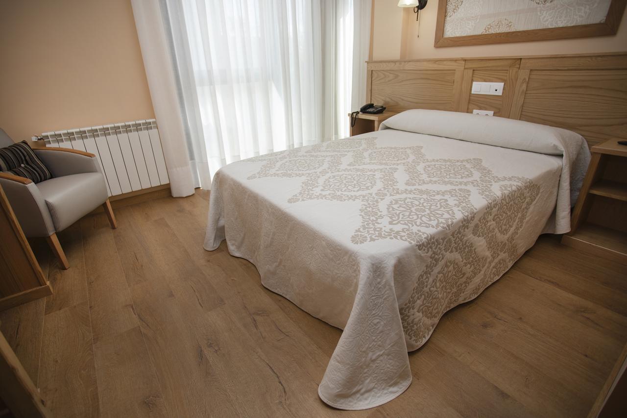 Hotel Novoa 사리아루고 외부 사진